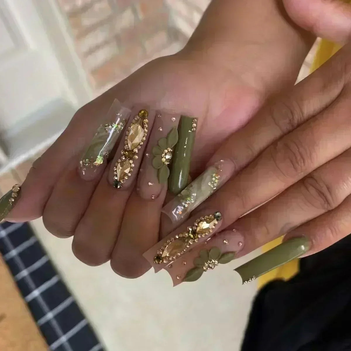 Butterfly Rhinestone Ballet Press-On Nails (24pcs)