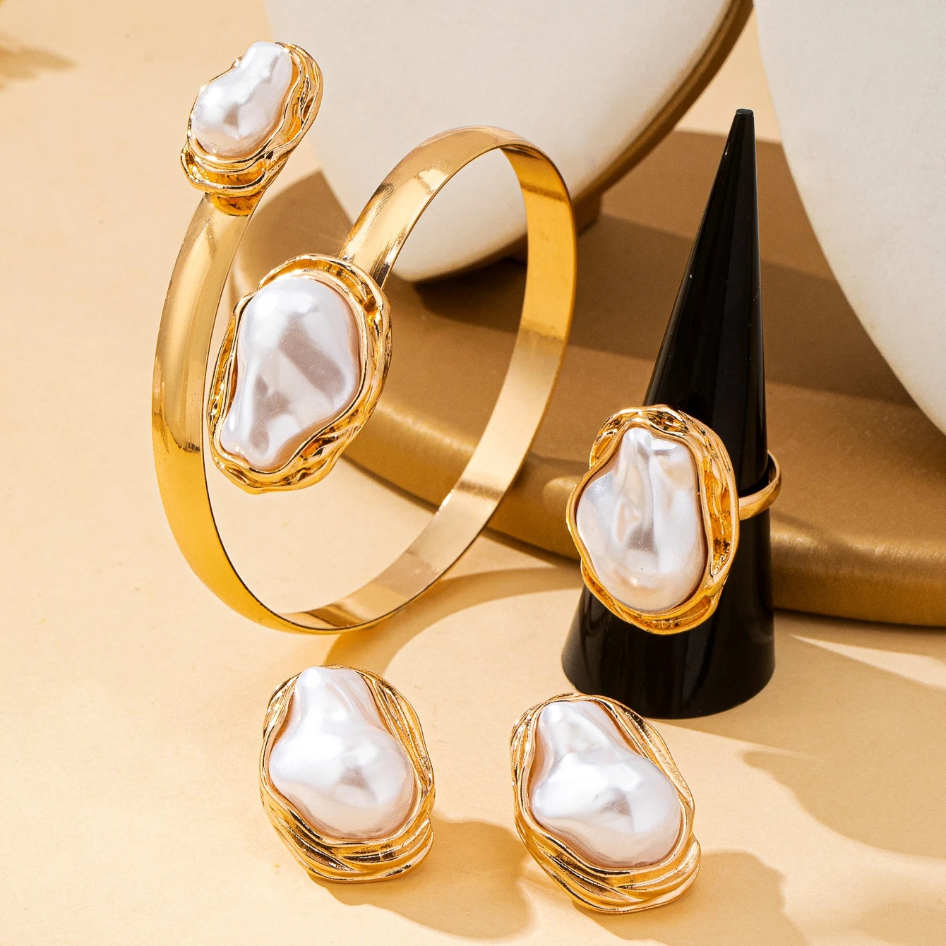 Luxe Baroque Bracelet, Ring & Earring Set