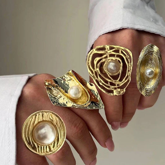 4pc Punk Flower Ring Set – Exaggerated Gold Geometric Statement Rings