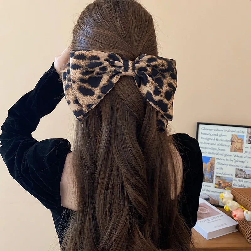 Jewelled Bow Spring Hair Clips – Korean-Inspired Glam Accessories