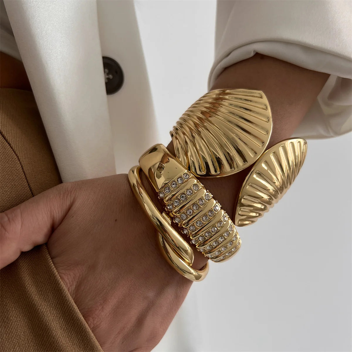 Scallop Knot Open Cuff Bangle – Vintage Gold & Silver Rhinestone Bracelet
