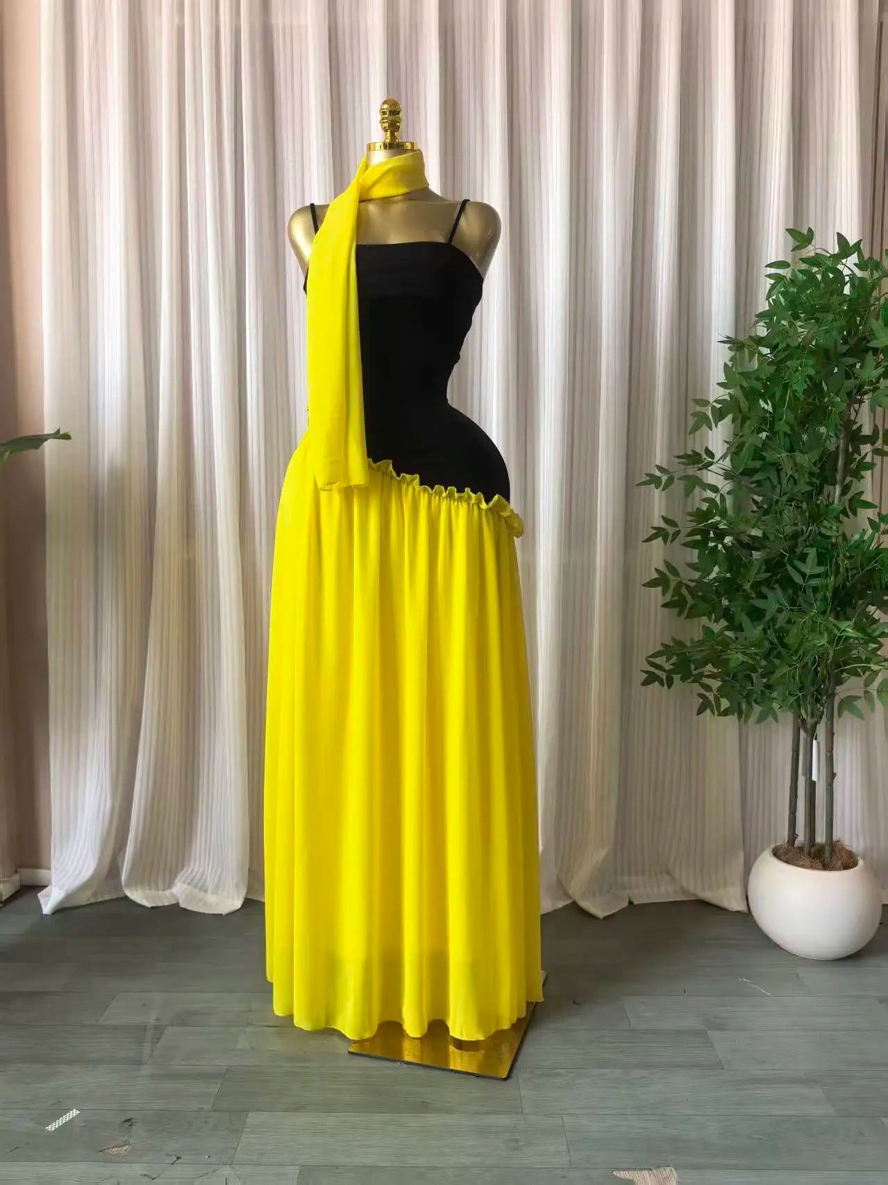 Patchwork Ruffle Strap A-Line Maxi Dress with Scarf