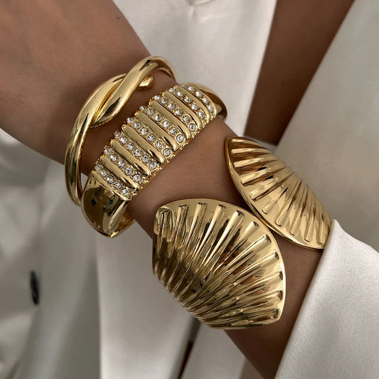 Scallop Knot Open Cuff Bangle – Vintage Gold & Silver Rhinestone Bracelet