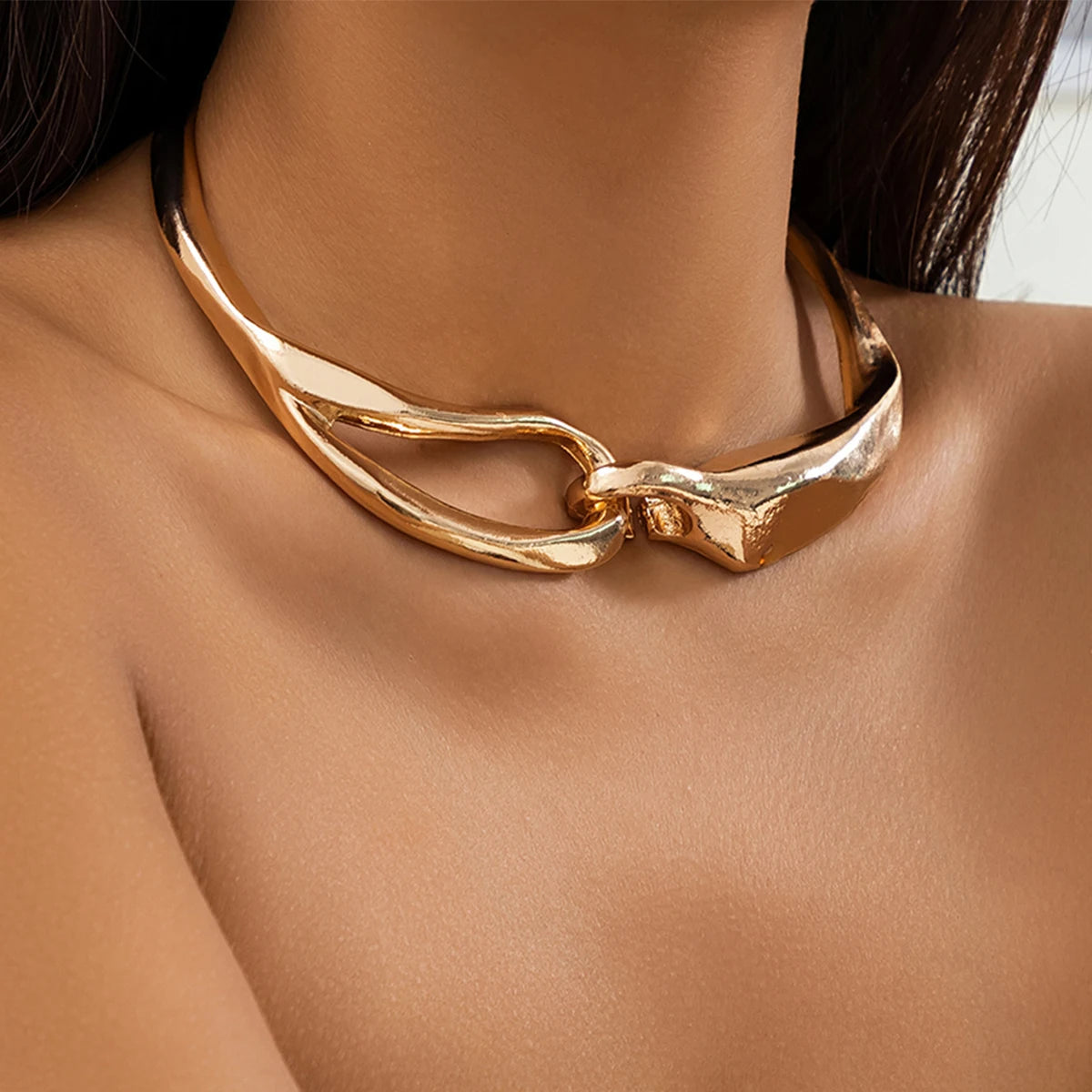 Punk Geometric Torques Choker – Irregular Heavy Metal Necklace Gold & Silver