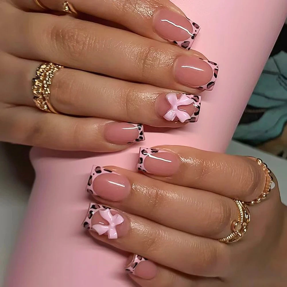 Retro Floral Gold Coffin Press-On Nails (24pcs)